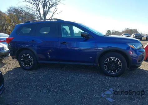 2020 Nissan Pathfinder Sv 4Wd z USA, uszkodzony, nr VIN 5N1DR2BM7LC651353